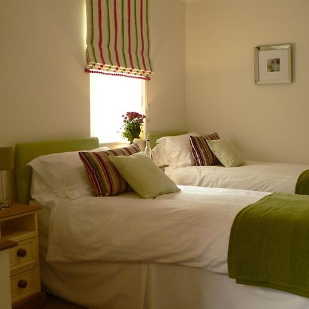 Ashberry Guest House เพนริท ภายนอก รูปภาพ