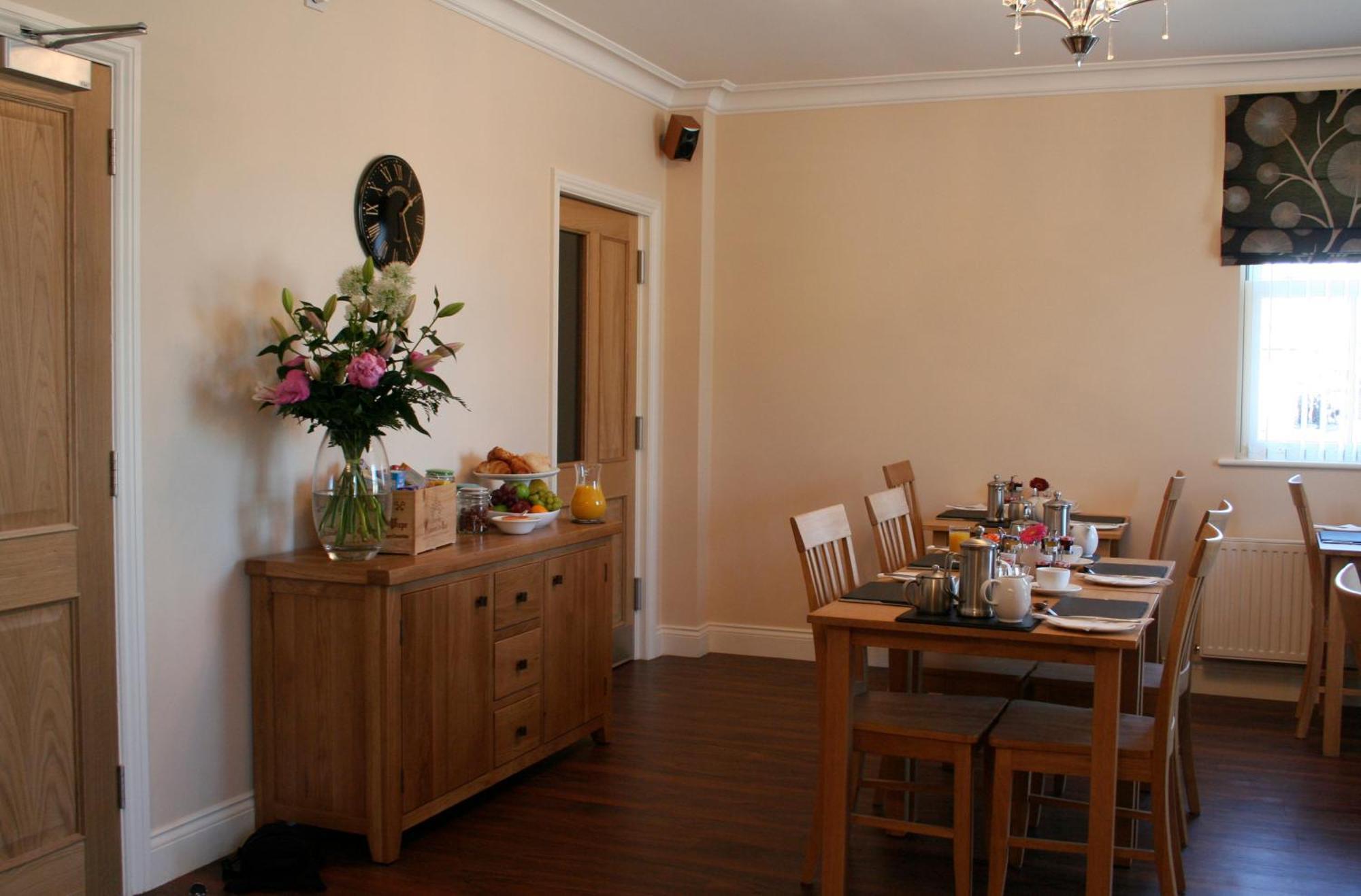 Ashberry Guest House เพนริท ภายนอก รูปภาพ