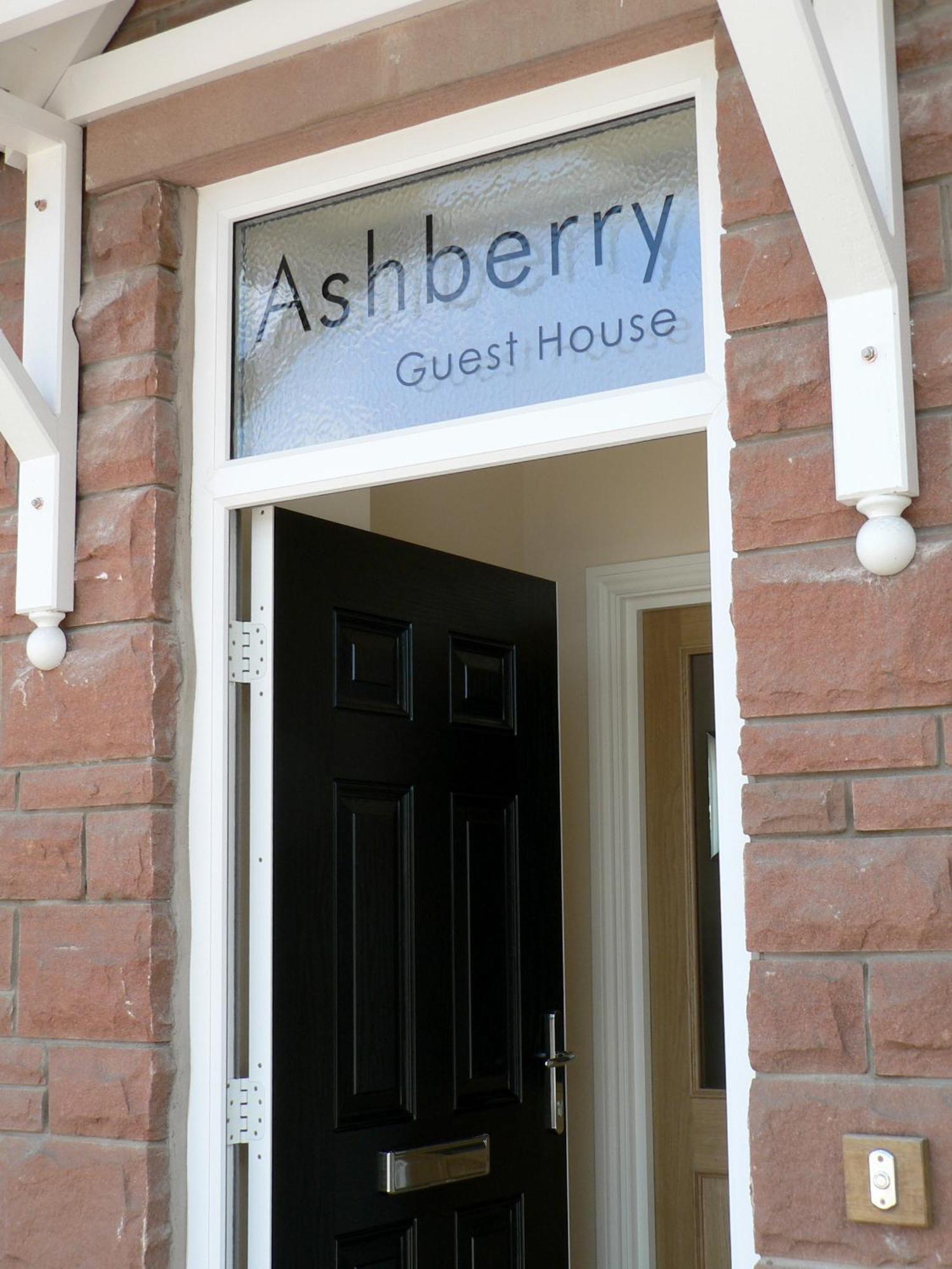 Ashberry Guest House เพนริท ภายนอก รูปภาพ