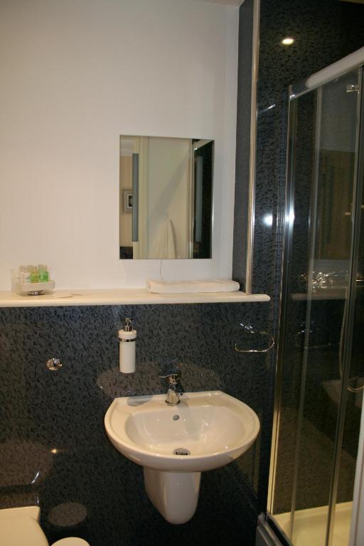 Ashberry Guest House เพนริท ห้อง รูปภาพ